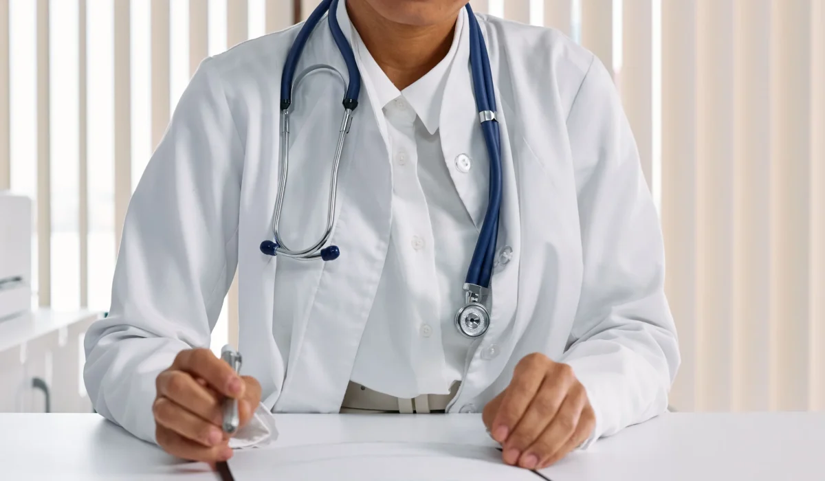 Chiropractor documenting active treatment notes to support AT modifier Medicare claims